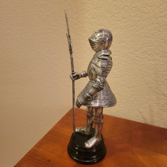Knight with Halberd by Marto of Toledo - Picture 6 of 8
